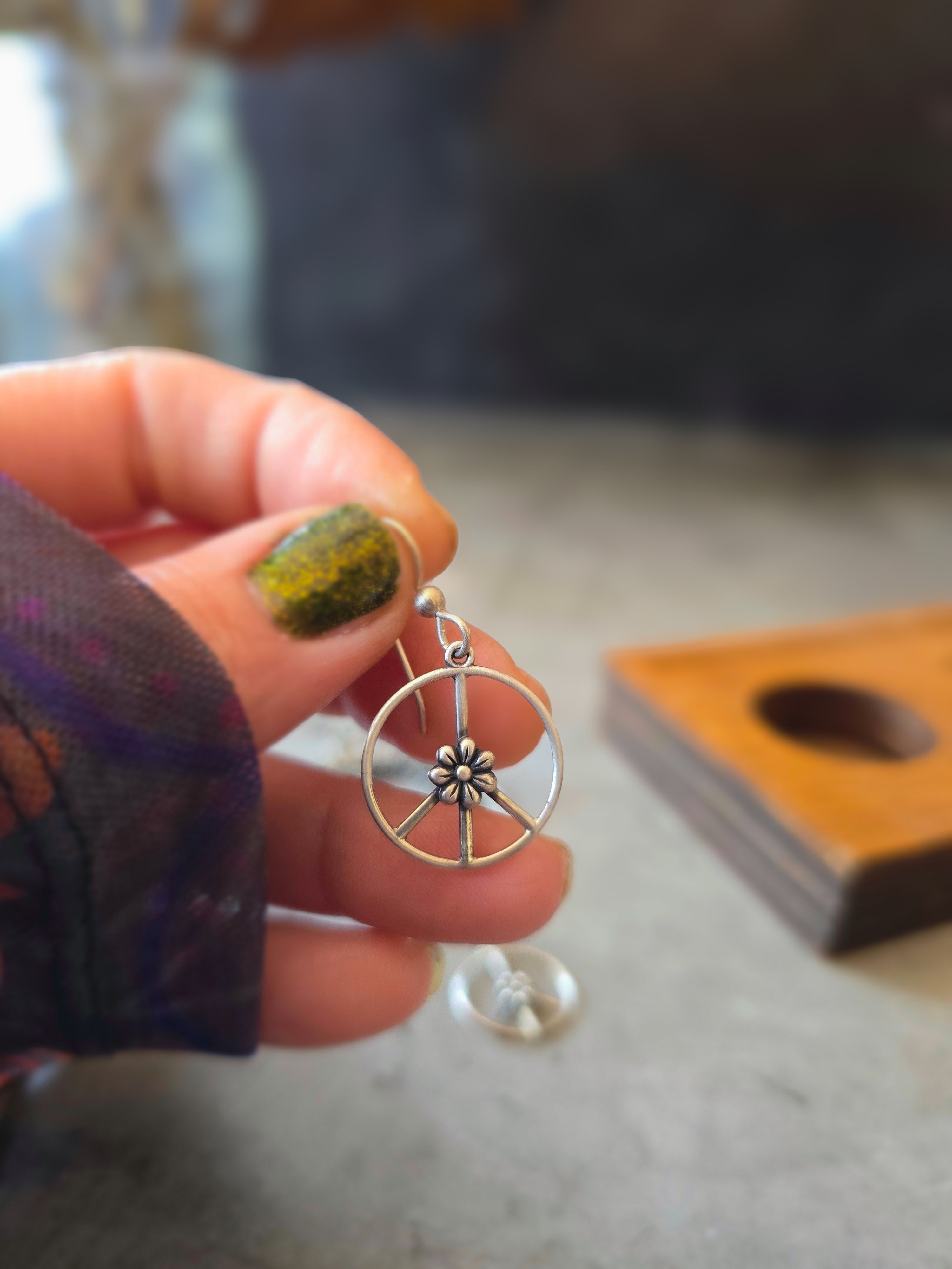 Retro Style Peace Sign Earrings