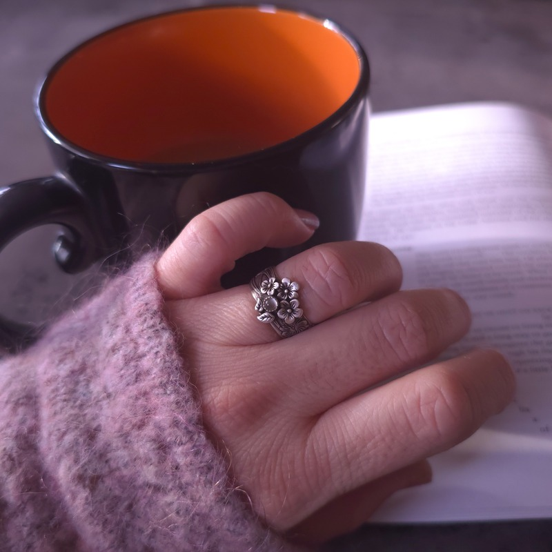 Floral Band Ring with Moonstone