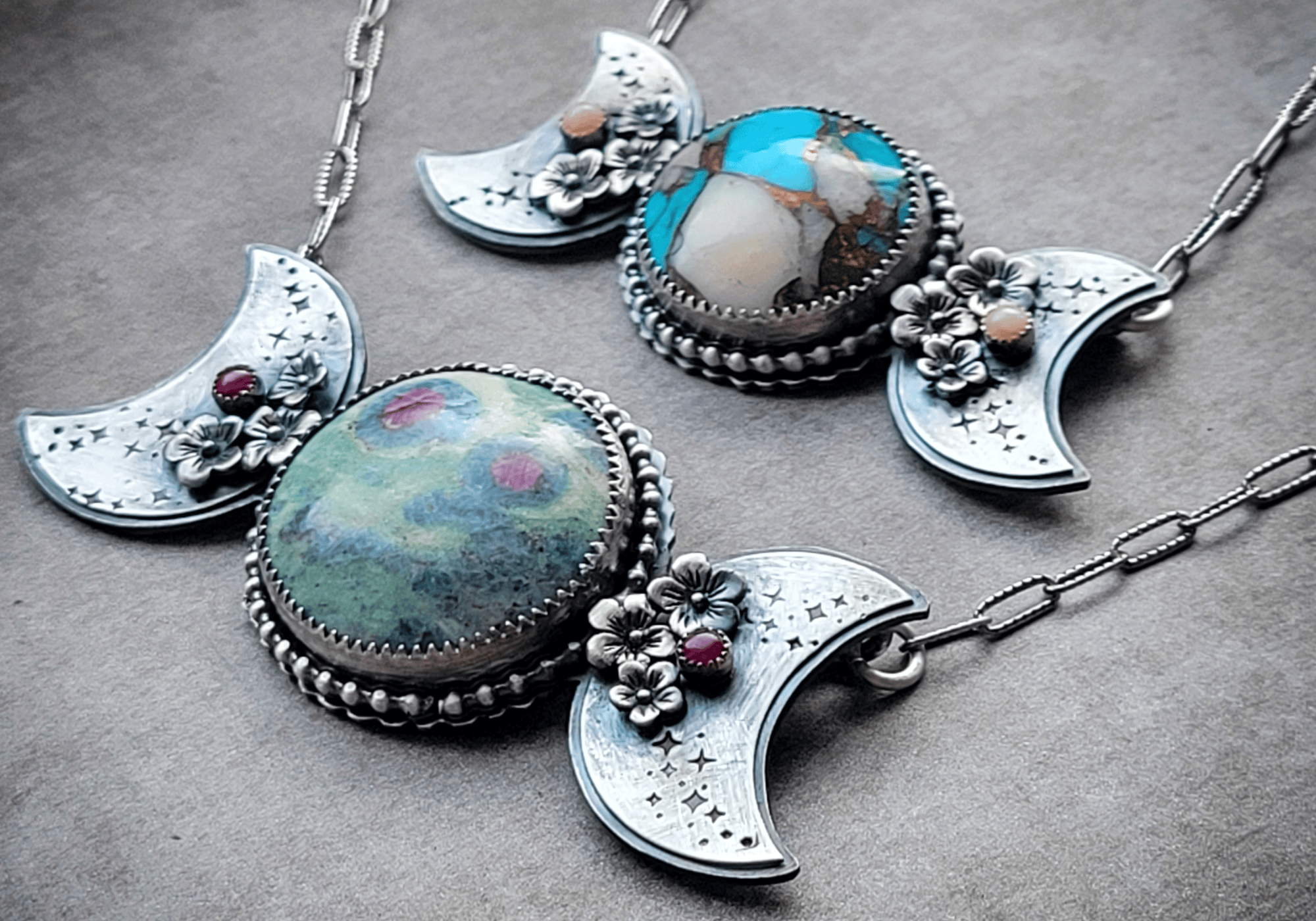 The Triple Moon Symbol: A Talisman of Feminine Power and Cyclical Wisdom
