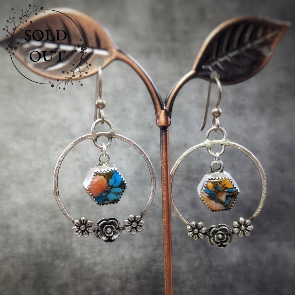 Flower Hoop Earrings With Spiny Oyster Turquoise